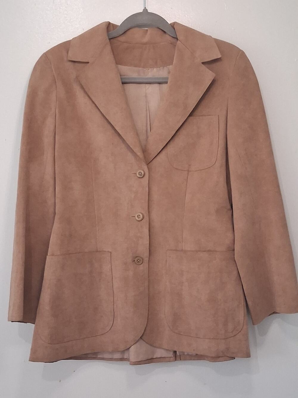 Retro Camel Faux Suede 3-Button Blazer with Patch Pockets